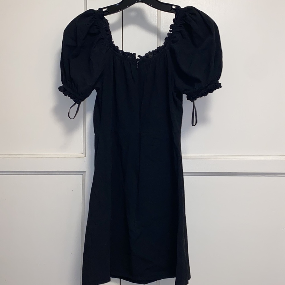 SHEIN Small Frenchy Puff Sleeve Knot Front Frill Trim Split Hem - Picture 3 of 11
